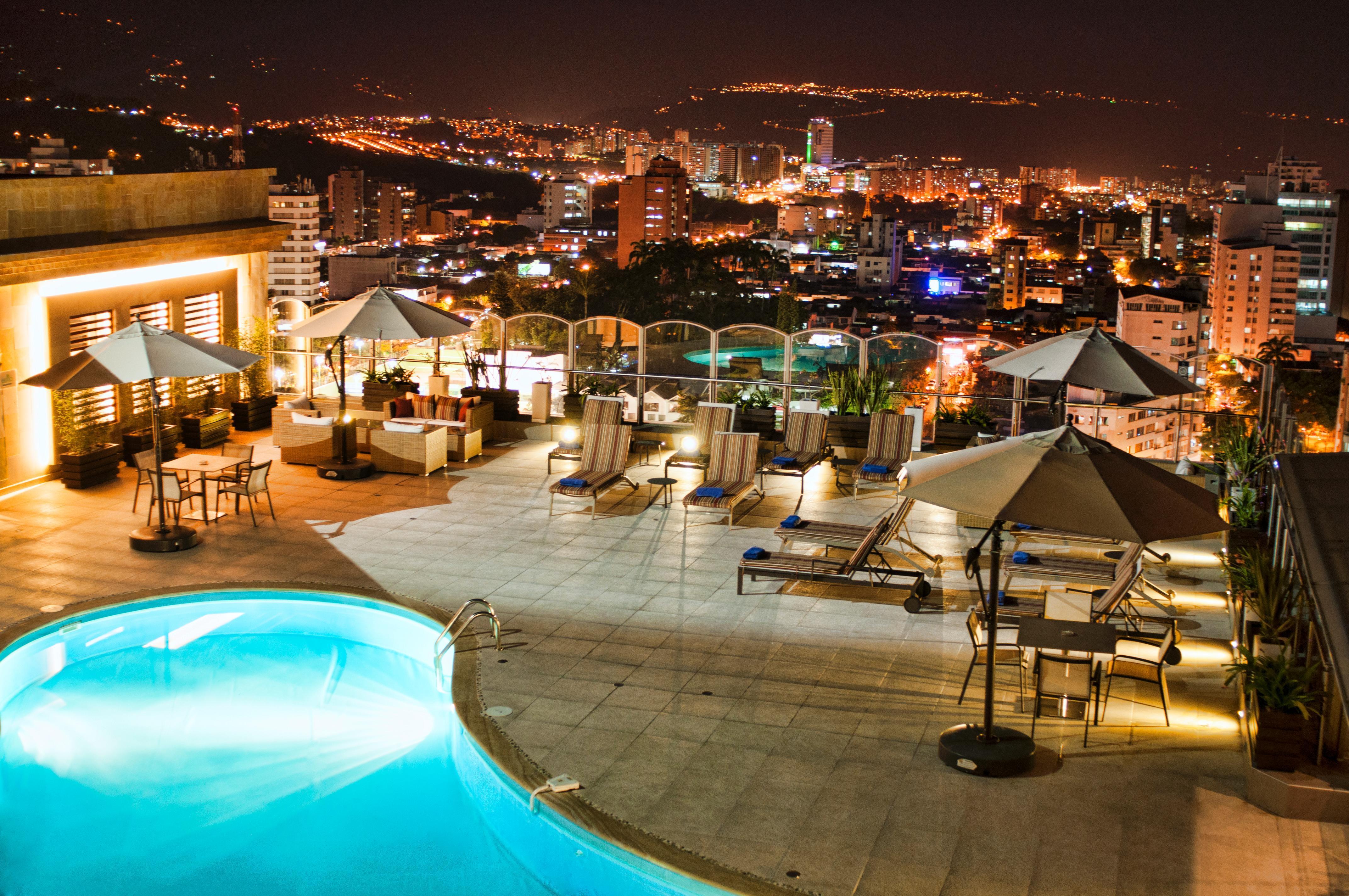 Hotel Dann Carlton Bucaramanga Zewnętrze zdjęcie View from the hotel's rooftop