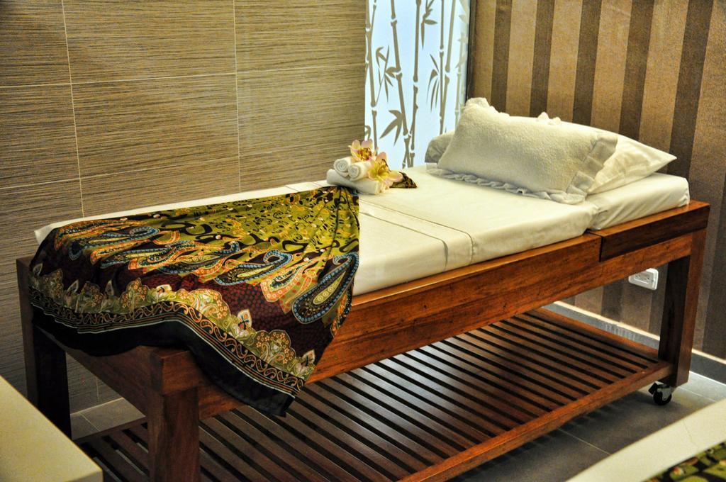 Hotel Dann Carlton Bucaramanga Zewnętrze zdjęcie A massage table