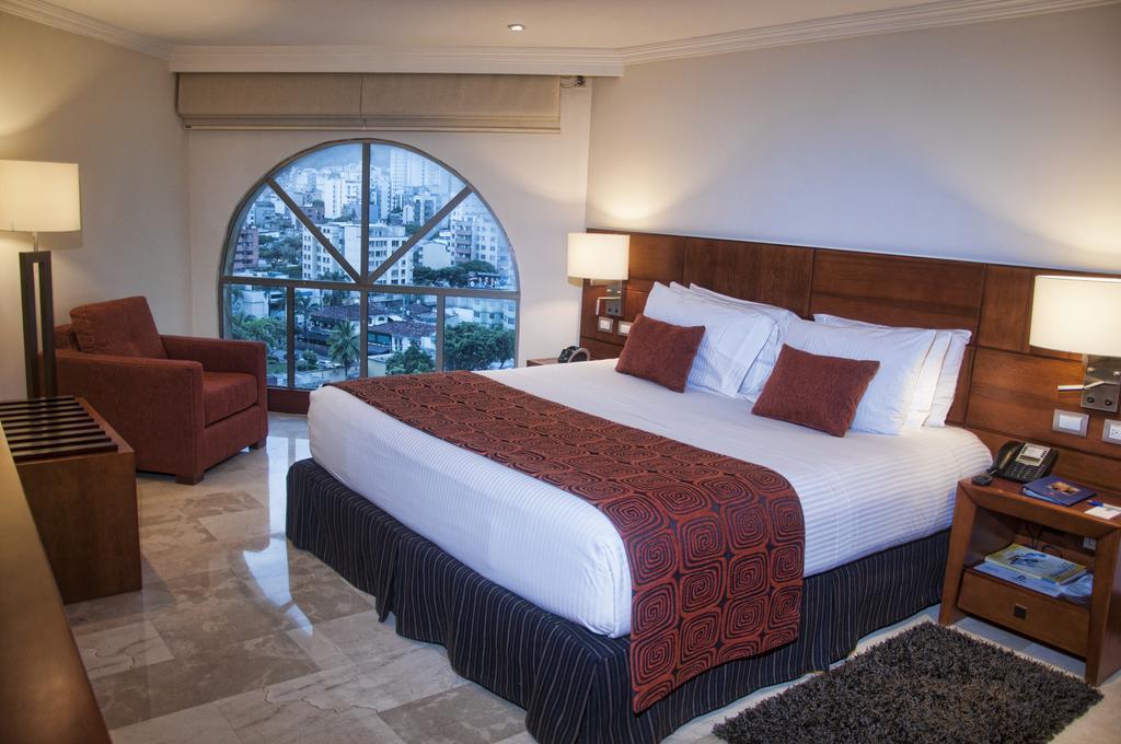 Hotel Dann Carlton Bucaramanga Zewnętrze zdjęcie A bedroom at the hotel